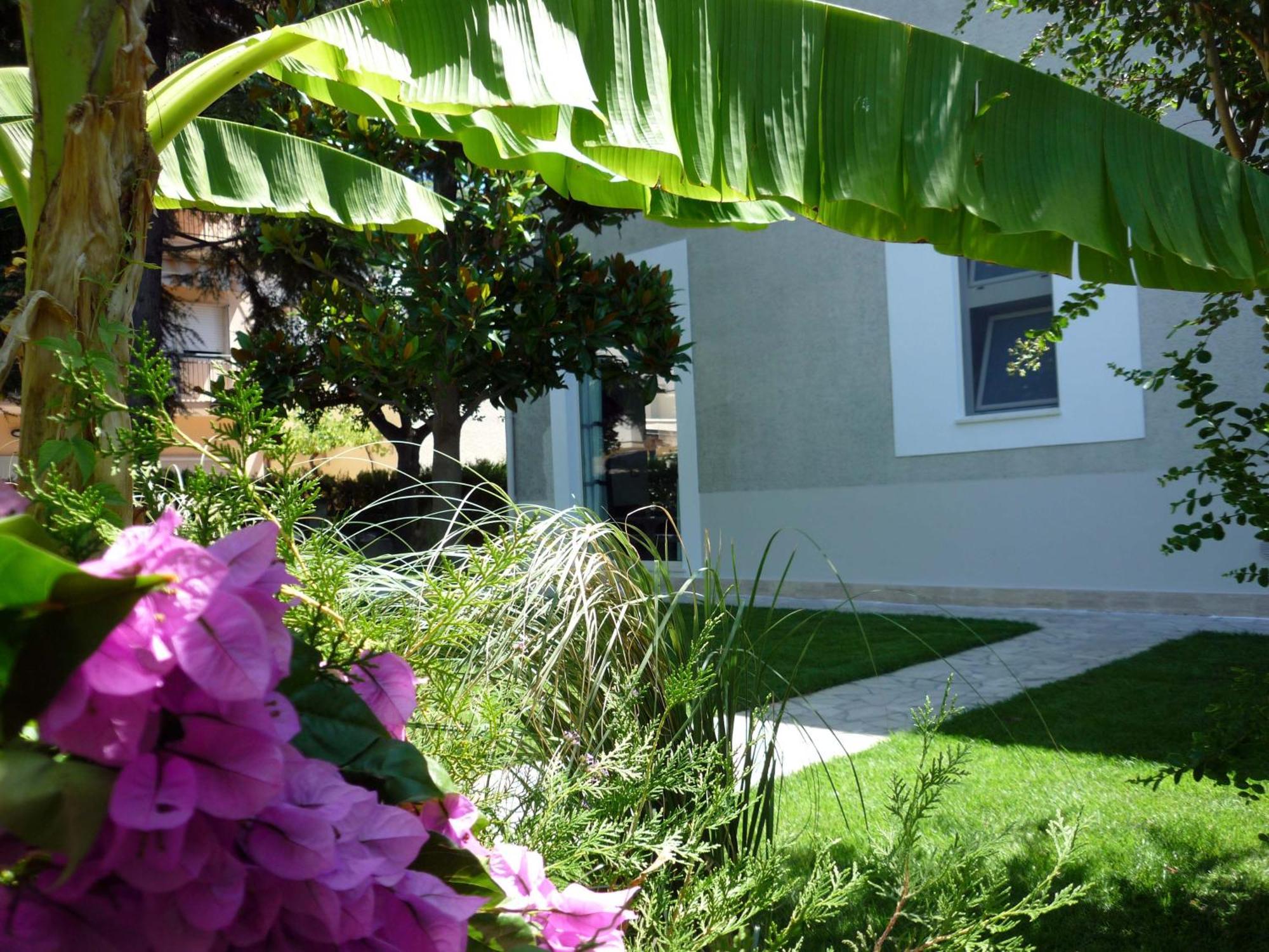 Loft 3, A 150 M Dal Mare, Pineto Centro Apartamento Exterior foto